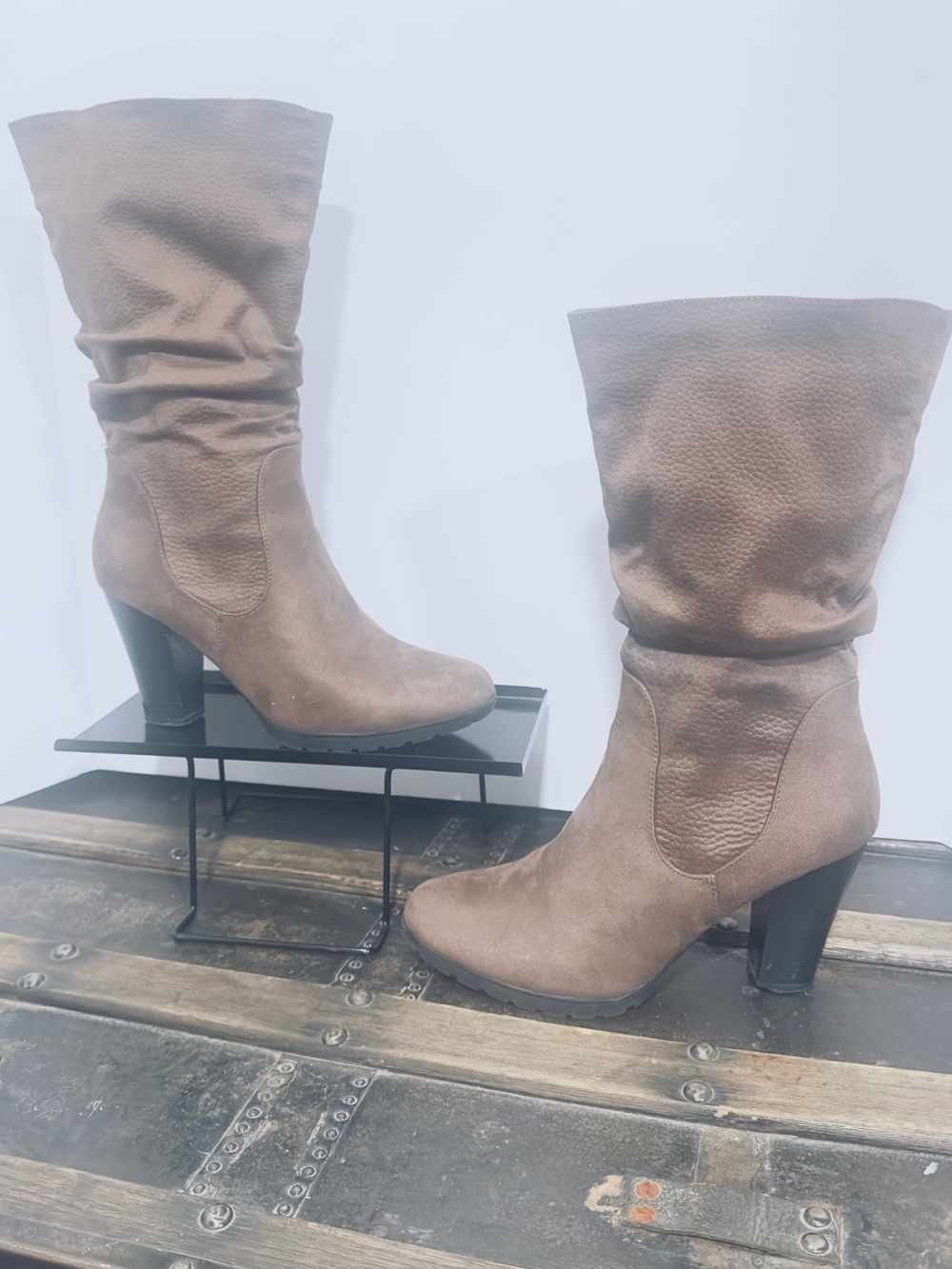 Women's White Mountain Brown Slouch Mid Calf Block Heel Boots Size 10